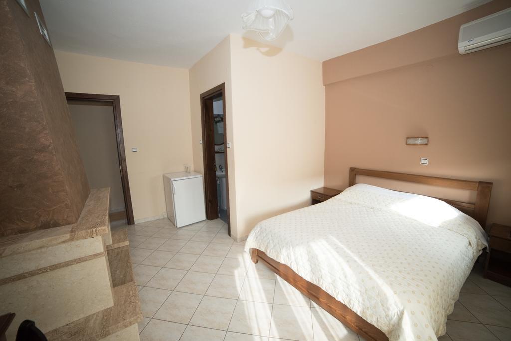 Hotel Galaxias Като-Лутраки Экстерьер фото